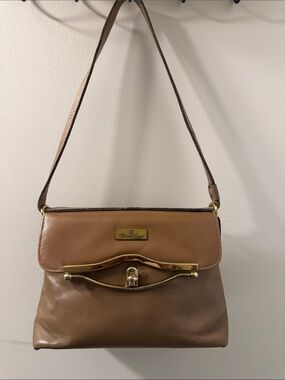 Vintage Etienne Aigner Brown Leather Shoulder Handbag w/Gold Hardware